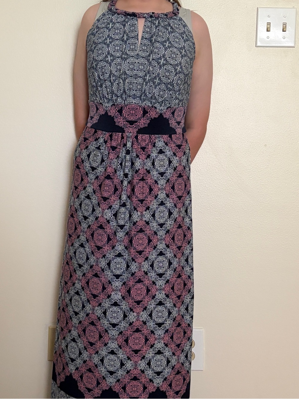 Beautiful Maggy London Halter Maxi Dress